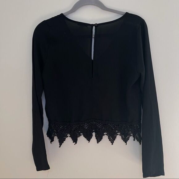Ecoté Urban Outfitters Black Chiffon V Neck Blouse Top Small - Picture 6 of 6